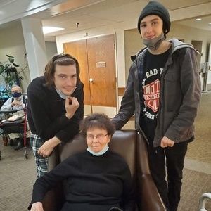 Meet your Posher, Ellyn